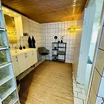 Center Modern 2-br Haven With A Stylish Twist Ålborg