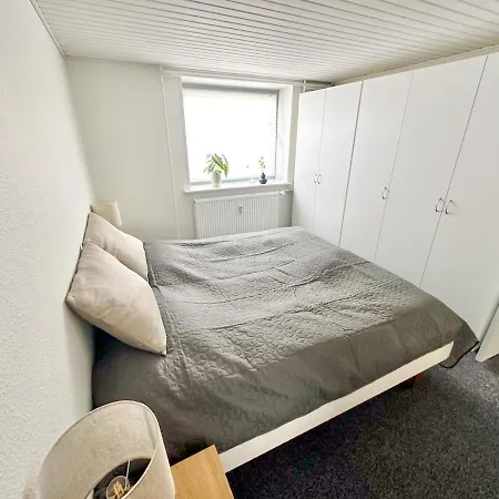 Center Modern 2-br Haven With A Stylish Twist *