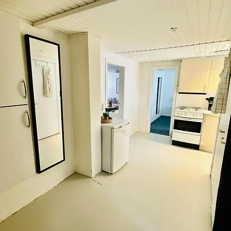 Center Modern 2-br Haven With A Stylish Twist Daire
